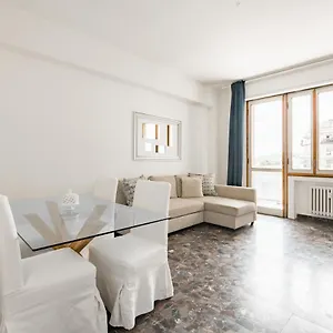 San Jacopino Roomy Flat With Balconies Florencia